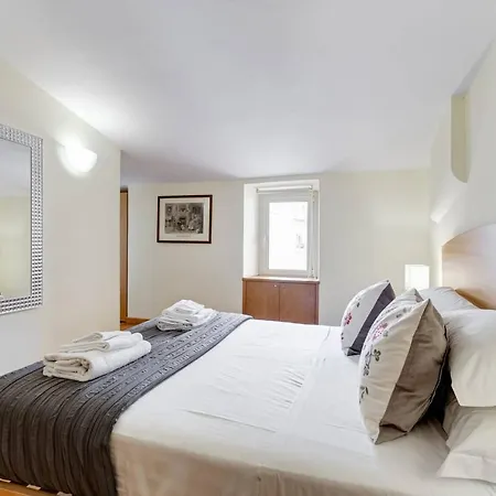 Apartment Attic On The Square Spanish Steps